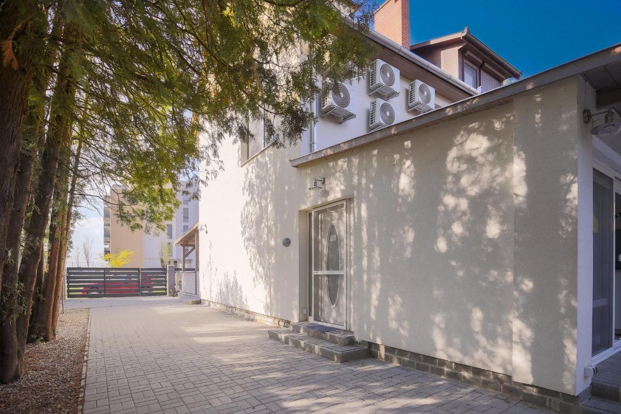 Ferienwohnung Galerius Pihenohaz By Bltn Siófok Exterior foto